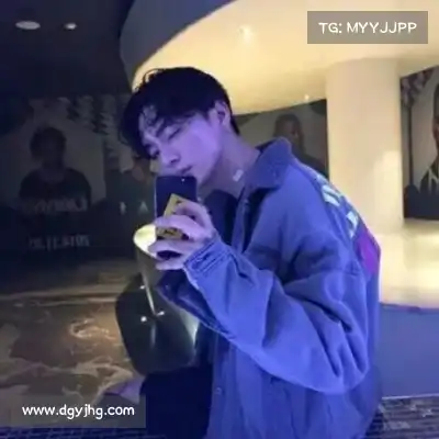 焦冠坦
